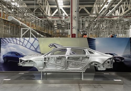 汽車工廠看不到飛濺的電焊火花,探秘奇瑞捷豹路虎常熟基地